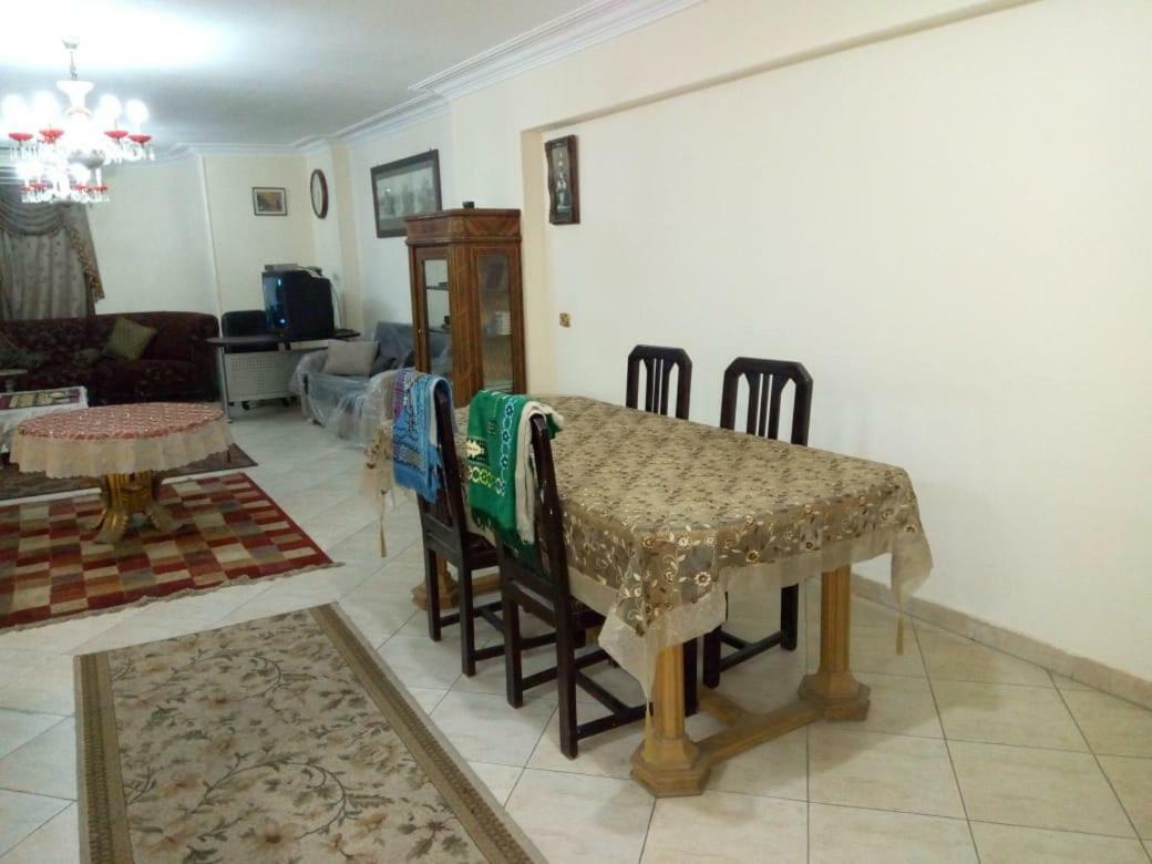 Your Dream Apartment In Agouza "Family Only" Caïro Buitenkant foto